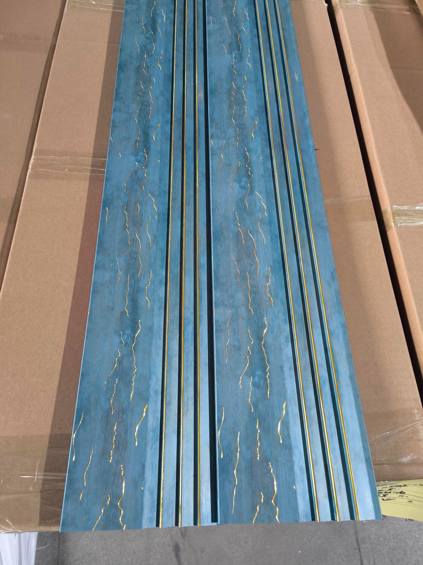 Riflaj Lemn Premium Albastru-Auriu